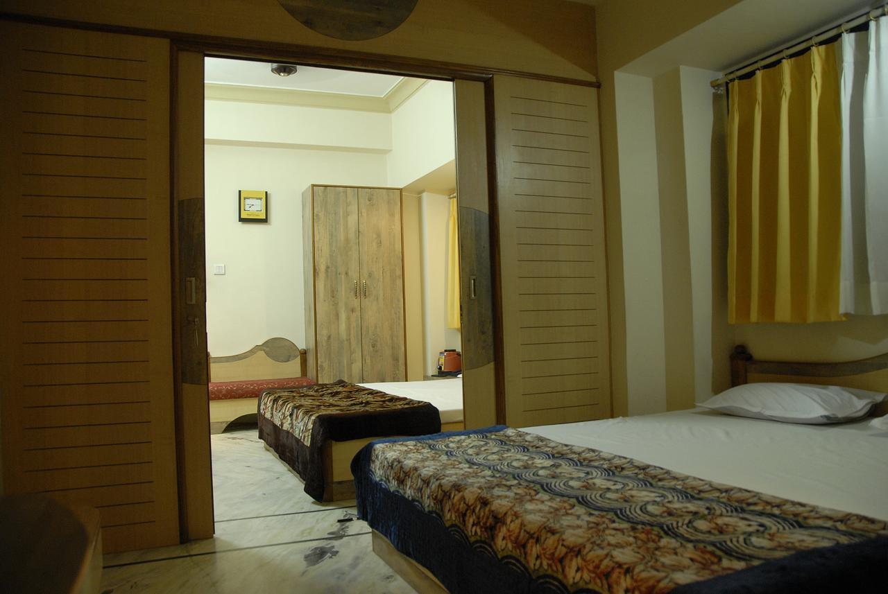 Hotel Vrinda Nāthdwāra Zewnętrze zdjęcie