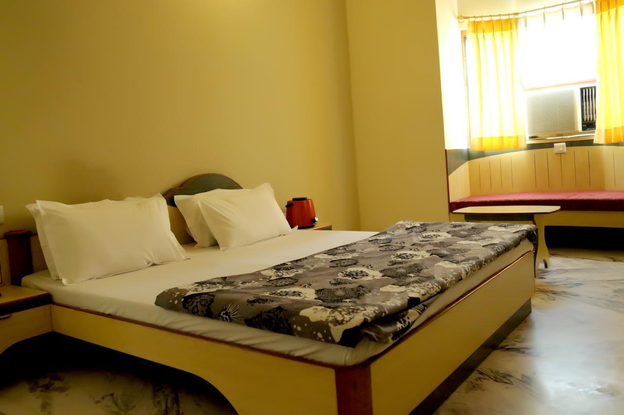 Hotel Vrinda Nāthdwāra Zewnętrze zdjęcie